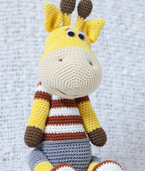 Crochet Naughty Giraffe