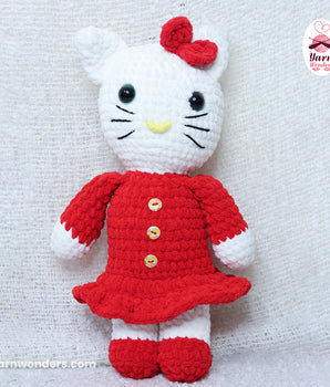 Hello Kitty made of Blanket Yarn